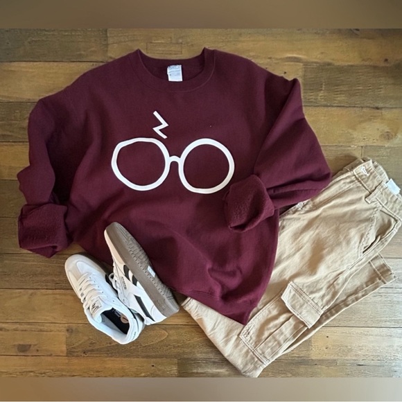 Essential fleece Tops - HARRY POTTER Maroon Heavyweight Oversized Sweatshirt w/glasses lightning print